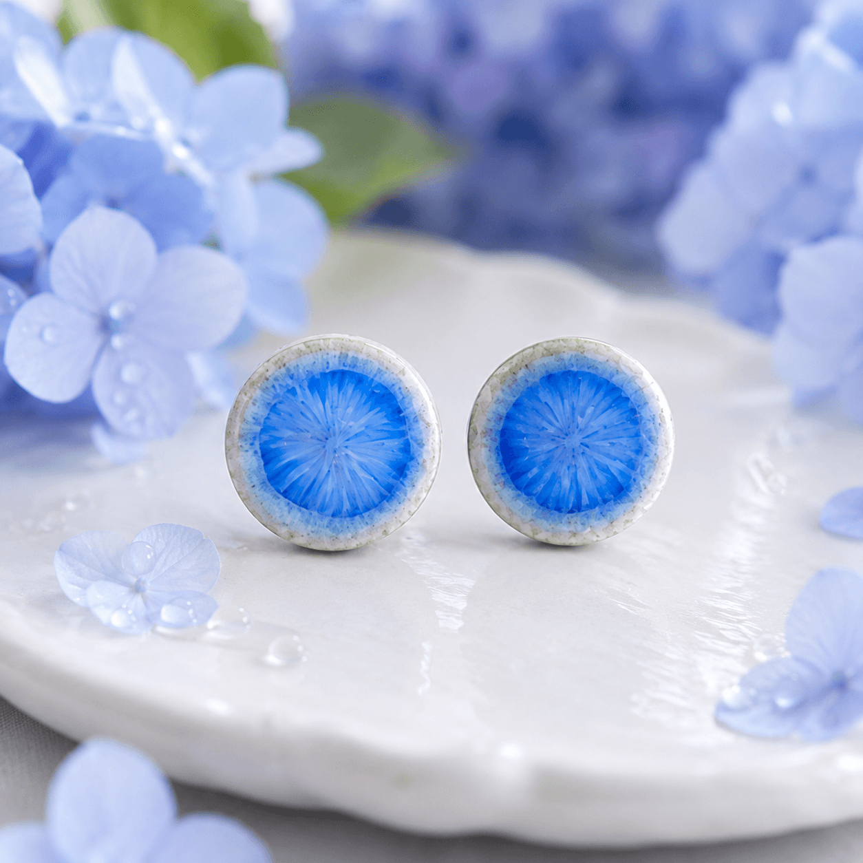 まあるい紫陽花|美濃焼タイル 2WAYピアス・イヤリング | 2枚目